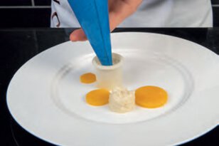 Dessert datte, riz au lait, confit de citron et crème glacée orientale