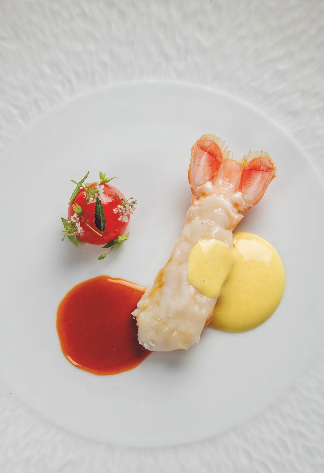 Langoustine de méditerranée, tomate otti, sabayon safrané