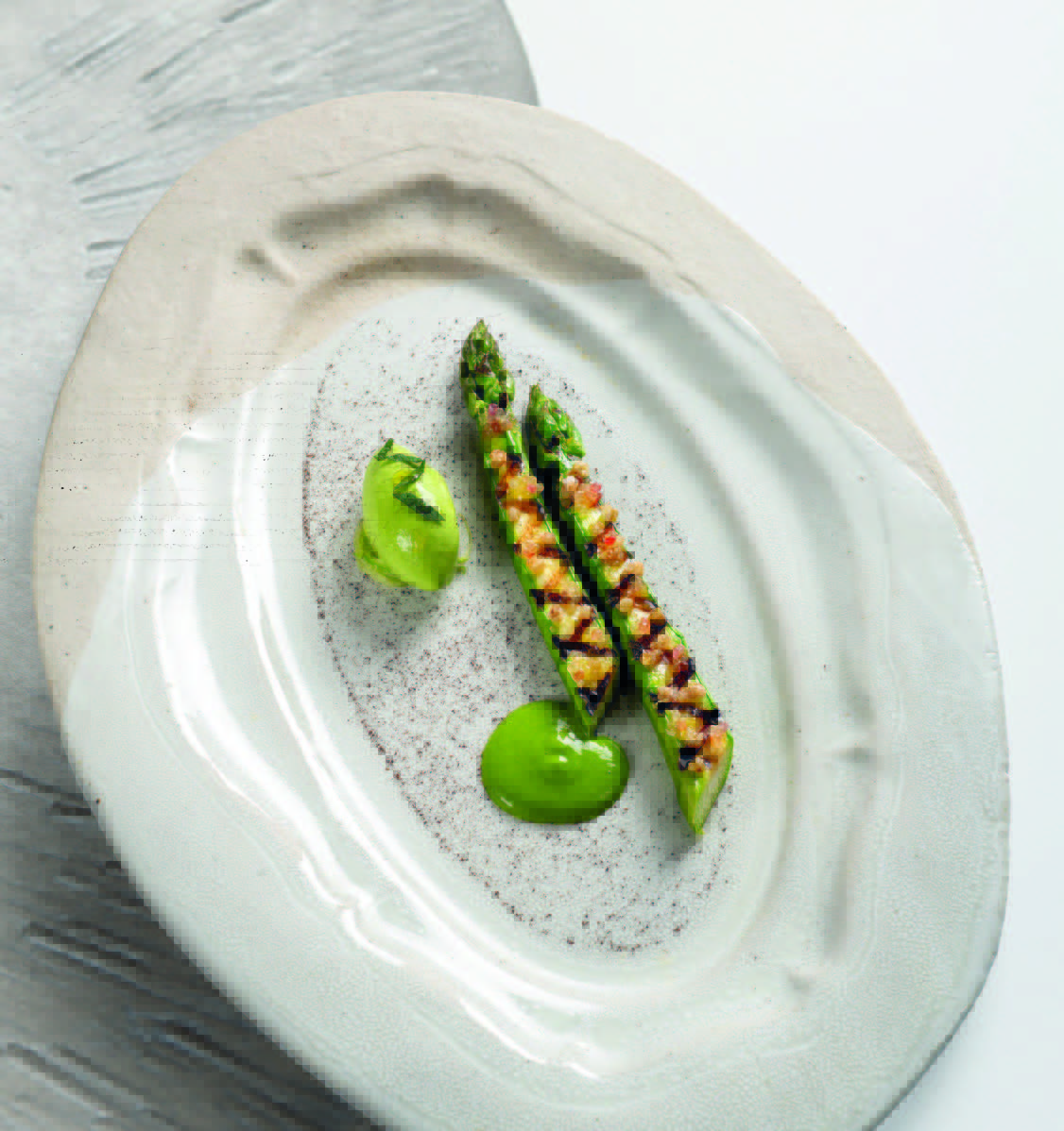 Asperge au barbecue, velours herbacé