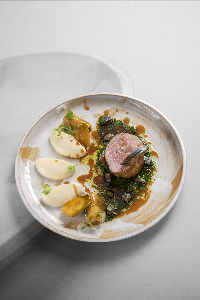 Agneau de lait fermier, mini-céleri, condiment chimichurri iodé