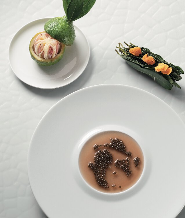 Ceviche et gelée de rouget, caviar et langue d’oursin