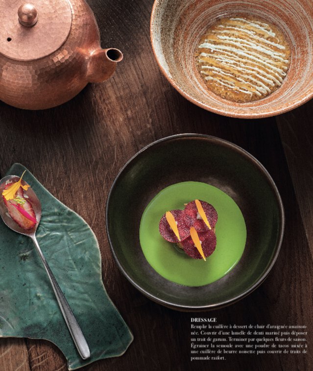 Moules, maquereau, hareng, noix de coco, jus vert et condiment mojito estragon