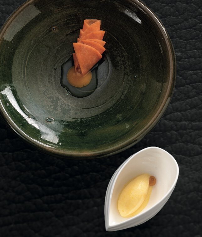 Raviole de patate douce, mangue, verveine