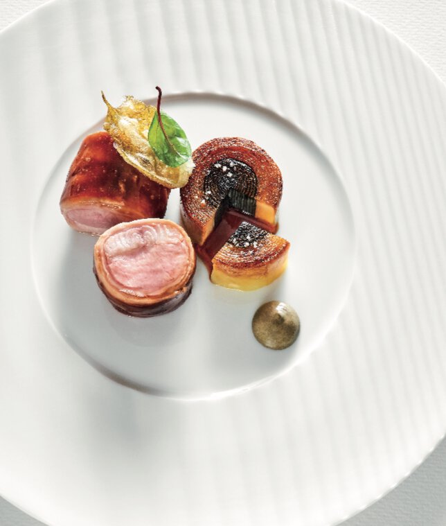 Terre et mer agneau et anguille, pommes de terre au nori