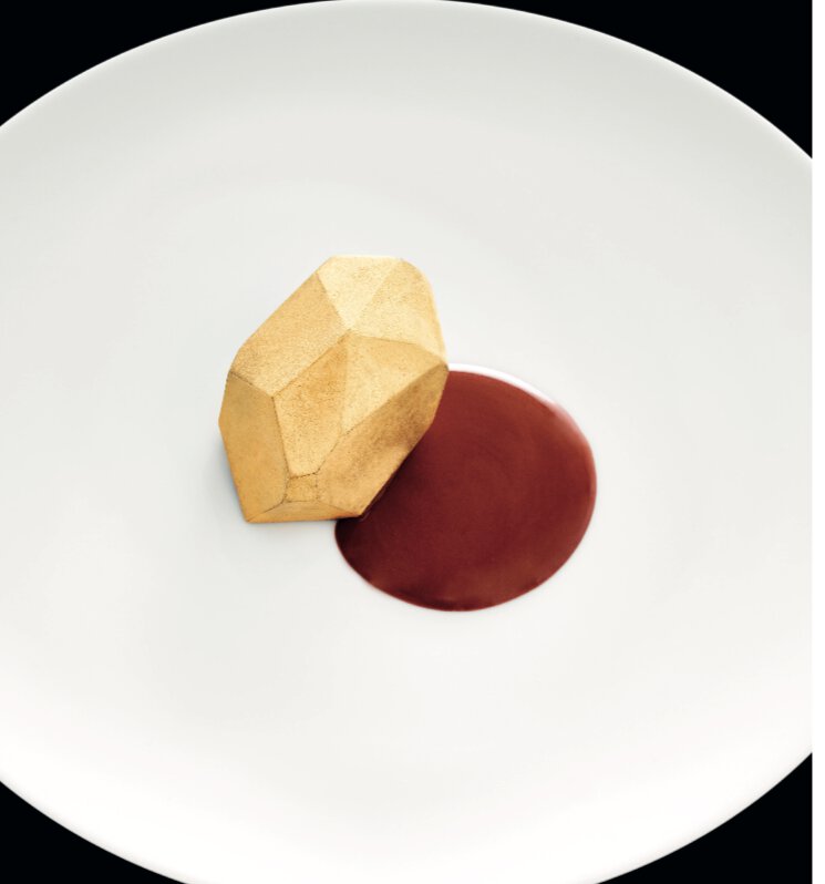 Pépite de chocolat du brésil, glace à la noix du brésil, sauce au maté
