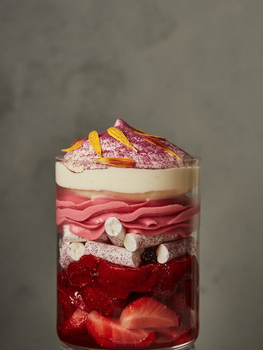 Coupe glacée aux fraises