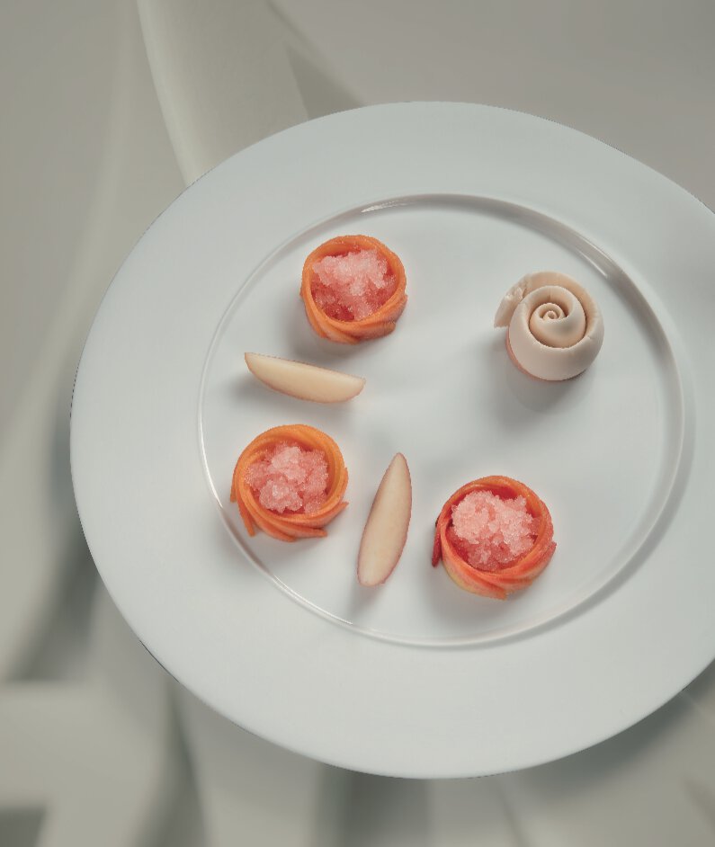 Pêche opaline, crème glacée et granité champagne