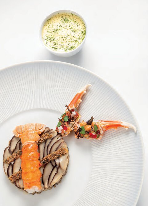 Langoustine en gratin de cèpes, les pinces en thermidor, sabayon de cèpes