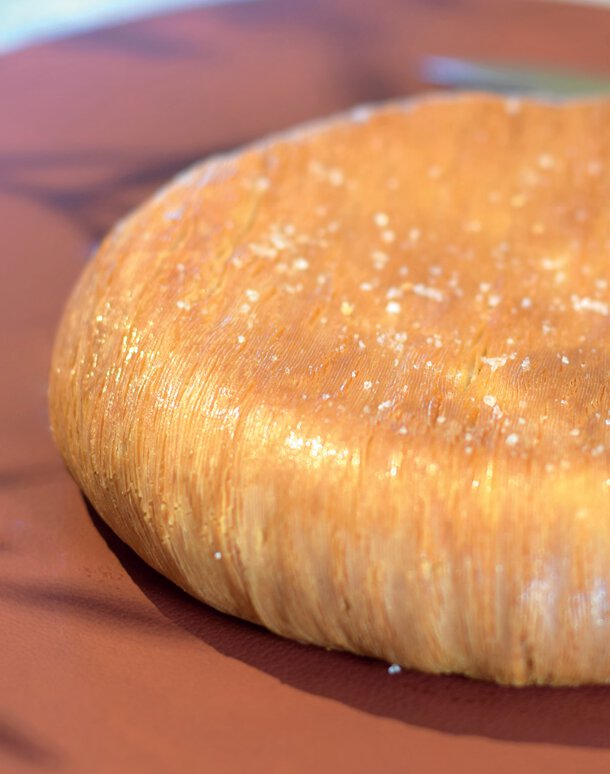 La galette de brandon dehan restaurant de l’oustau de baumanière aux baux-de-provence