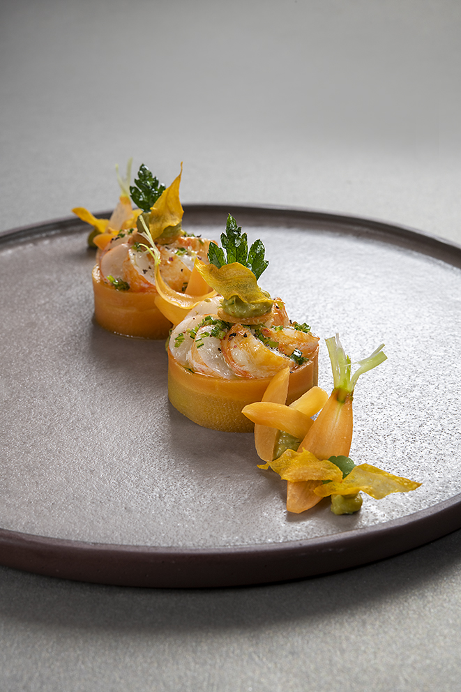Médaillon de langoustines au corail, coraline parfumée au géant d’italie