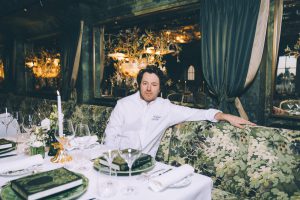 Jean Imbert inaugure son restaurant à Disneyland Paris