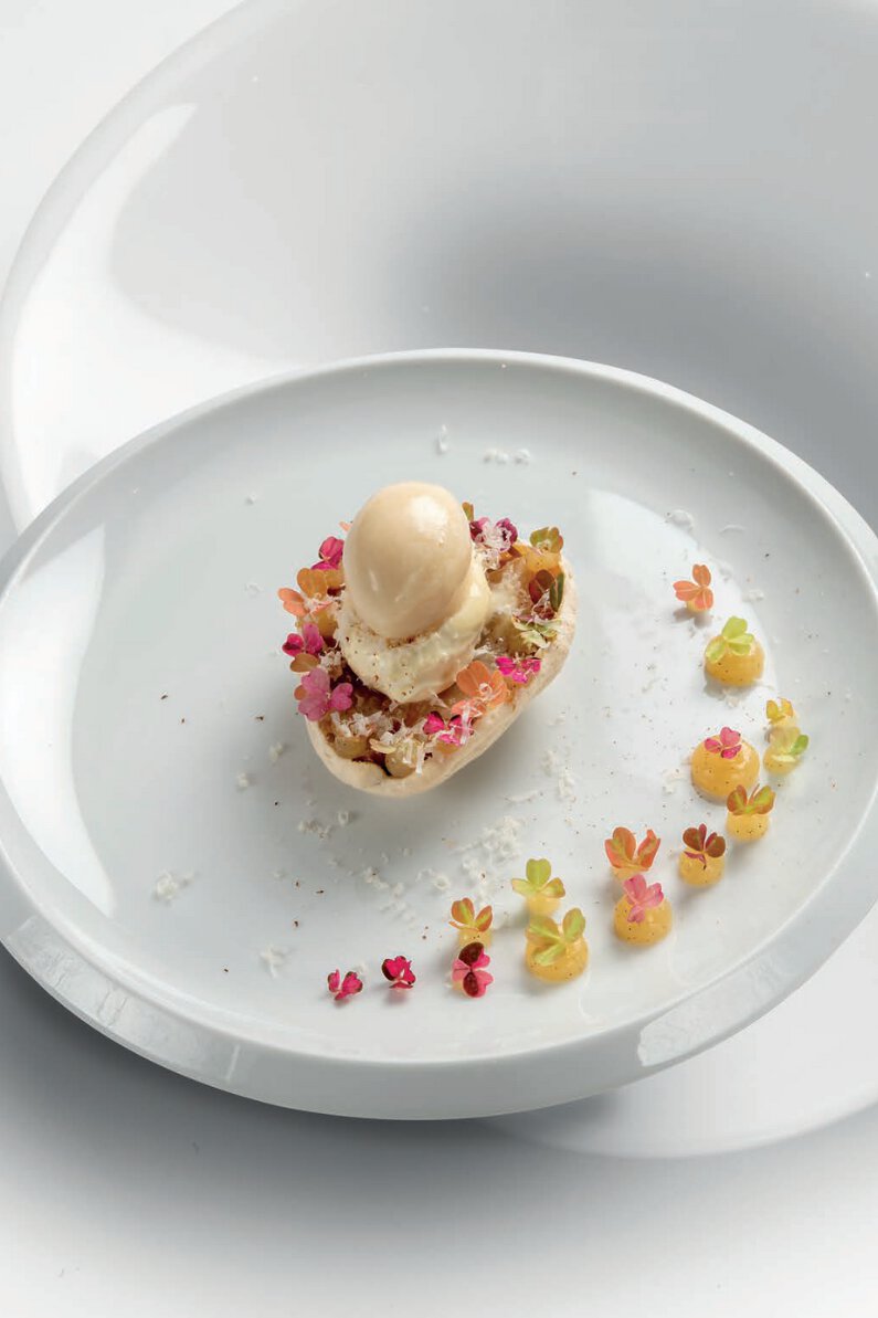 La poire en croûte de meringue