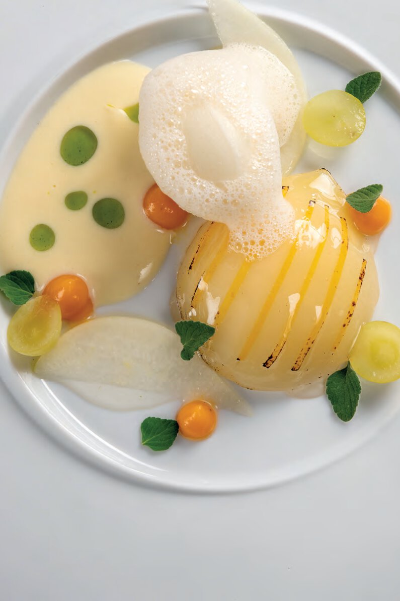La poire grillée, contisée de citron confit, butternut et calamenthe glacée