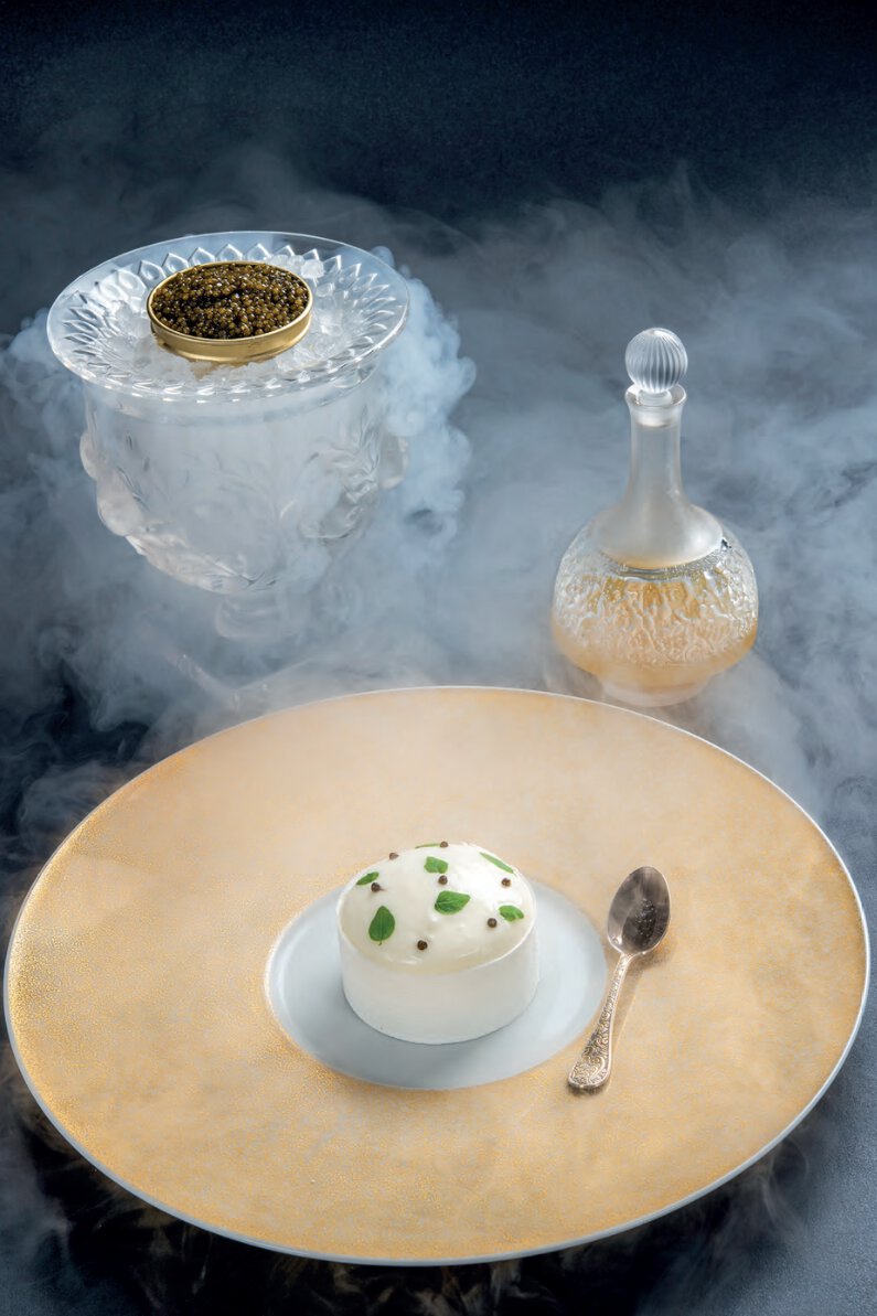 Le brouillard du ciron, brume yuzu, sorbet basilic et caviar jasmin