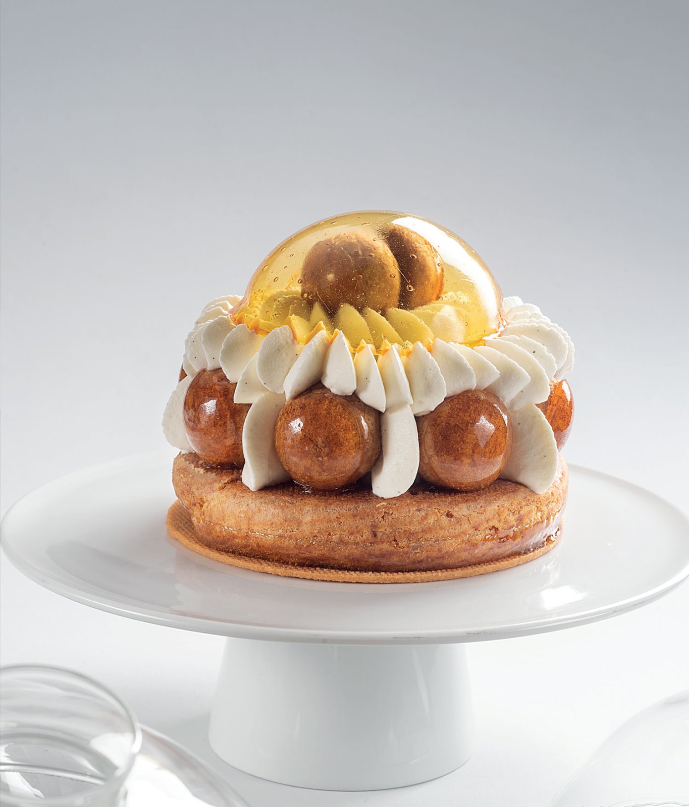 Saint-honoré crème chiboust à la vanille