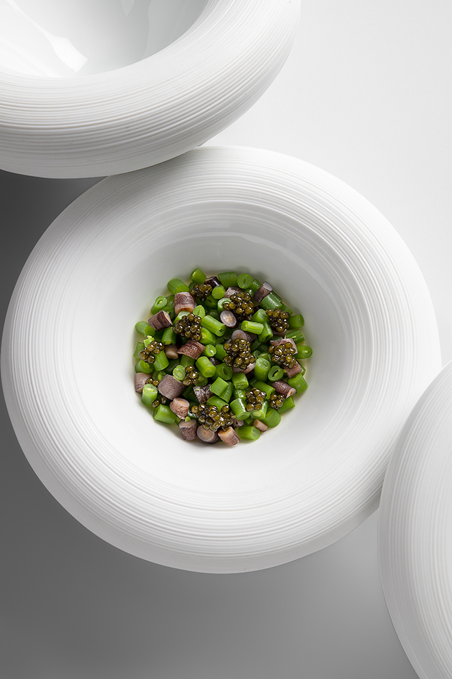 Pouce-pied, oignon, haricot vert, caviar