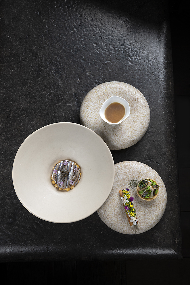 Les poissons « bleus » du golfe du lion et le pois chiche, caviar de château castillonne