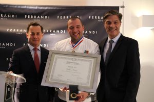 Le chef Guillaume Gomez reçoit la première médaille d&rsquo;or de l&rsquo;école Ferrandi Paris