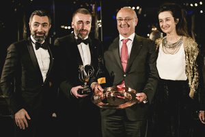 Louis Villeneuve, Meilleur directeur de salle au monde