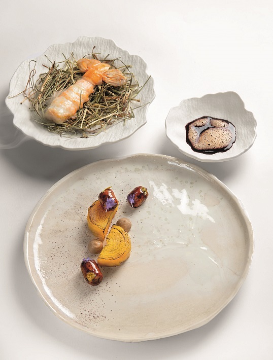 Langoustine fumée, boudin de langoustine et cecina, condiment de noix, betterave