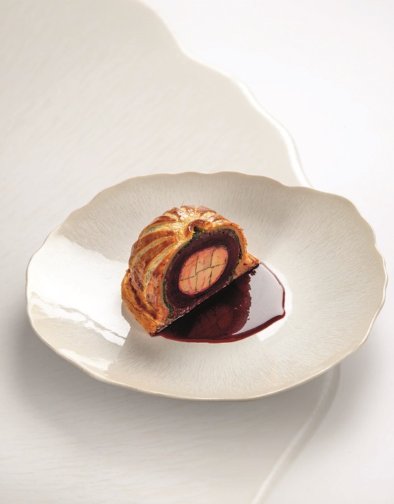 Betterave en croûte feuilletée au foie gras